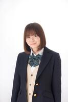 　「霧尾ファンクラブ」に出演する莉子　©地球のお魚ぽんちゃん・実業之日本社／中京テレビ