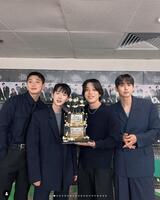 　チョグォンの公式インスタグラム＠ｋｗｏｎ＿ｊｏより　２５年２月に香港でイベントを開催した２ＡＭ（左から）ジヌン、チョグォン、チャンミン、スロン