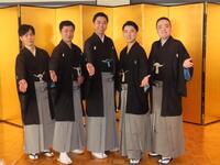 　真打昇進襲名披露会見に出席した（左から）柳家緑太、柳家花飛、柳家吉緑、林家木久彦、松柳亭鶴枝