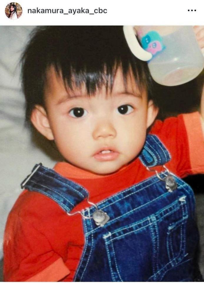 　２歳時。中村彩賀アナのインスタグラム＠ｎａｋａｍｕｒａ＿ａｙａｋａ＿ｃｂｃより 