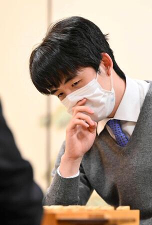 　第１０期叡王戦本戦トーナメント準決勝で敗れた藤井聡太七冠