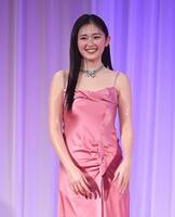 　プレゼンターを務めたゆうちゃみ（撮影・佐々木彰尚）