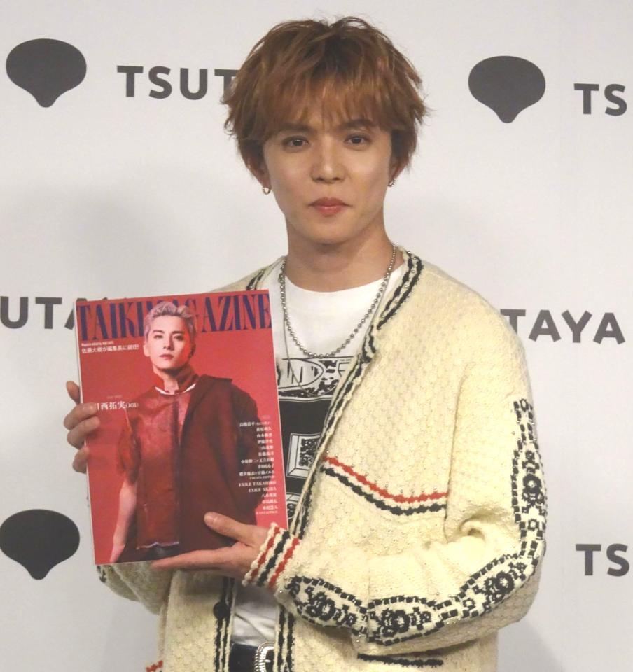 　「ＴＡＩＫＩ　ＭＡＧＡＺＩＮＥ」の発売記念イベントを行ったＦＡＮＴＡＳＴＩＣＳの佐藤大樹