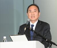 　会見をするフジテレビの清水賢治社長（撮影・園田高夫）