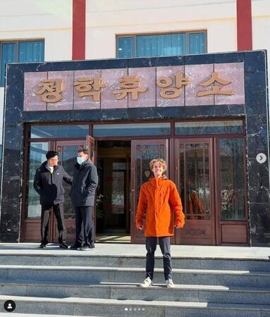 　Ｌｕｃａ　Ｐｆｅｒｄｍｅｎｇｅｓ公式インスタグラム＠ｔｈｅｇｅｒｍａｎｔｒａｖｅｌｇｕｙ　北朝鮮で撮影した写真を投稿したＬｕｃａ