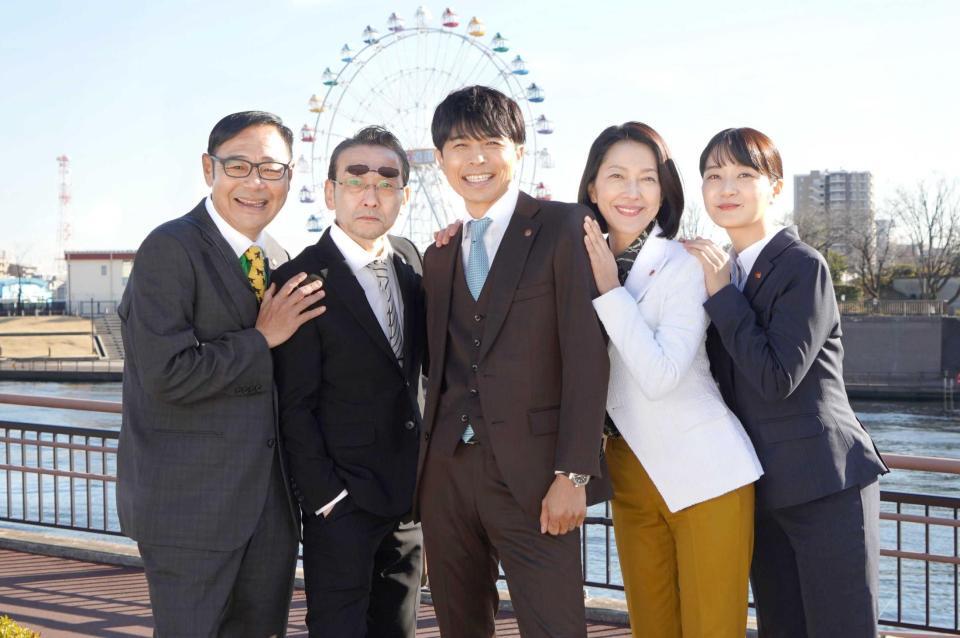 　「特捜９」のシリーズ集大成に臨む（左から）田口浩正、吹越満、井ノ原快彦、羽田美智子、深川麻衣