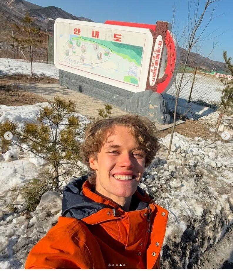 　Ｌｕｃａ　Ｐｆｅｒｄｍｅｎｇｅｓ公式インスタグラム＠ｔｈｅｇｅｒｍａｎｔｒａｖｅｌｇｕｙ　北朝鮮で撮影した写真を投稿したＬｕｃａ