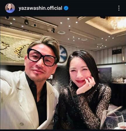 　矢沢心のインスタグラム（＠ｙａｚａｗａｓｈｉｎ．ｏｆｆｉｃｉａｌ）より。