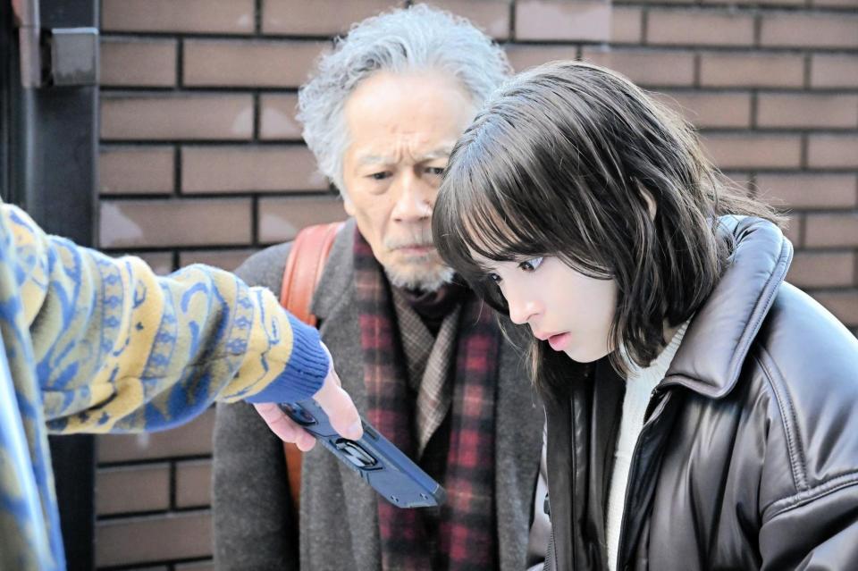 　「クジャクのダンス、誰が見た？」より