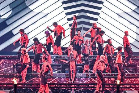 　全国ツアー初日で躍動したＴＨＥ　ＲＡＭＰＡＧＥの１６人