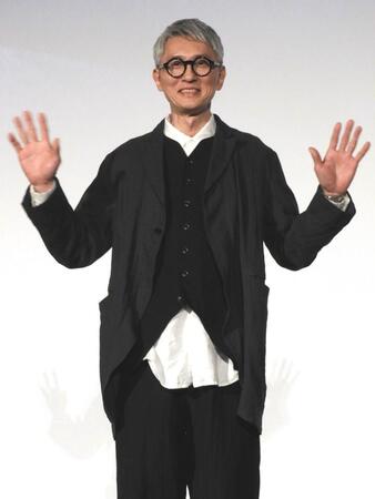 　舞台挨拶に出席した松重豊