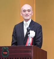 　祝辞を述べる村上浩爾理事長（撮影・高部洋祐）