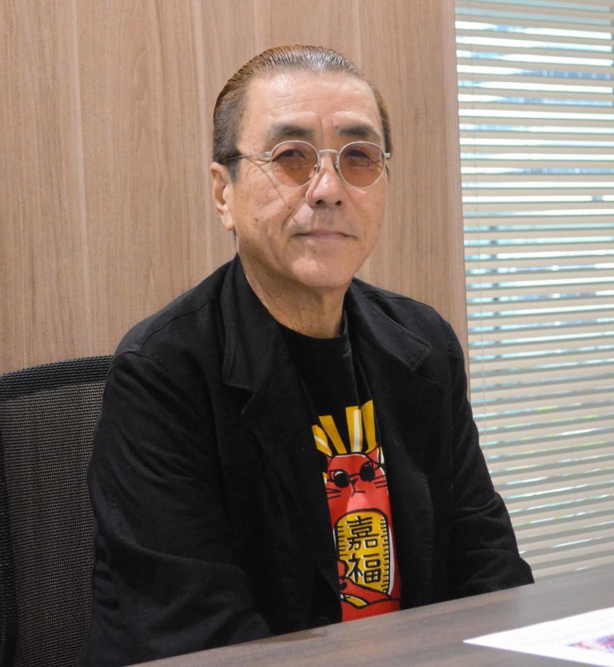 　取材会に出席した嘉門タツオ