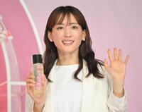 　発表会に登場した綾瀬はるか（撮影・伊藤笙子）
