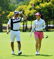 つまみ枝豆と江口ともみ夫妻（２０１５年）