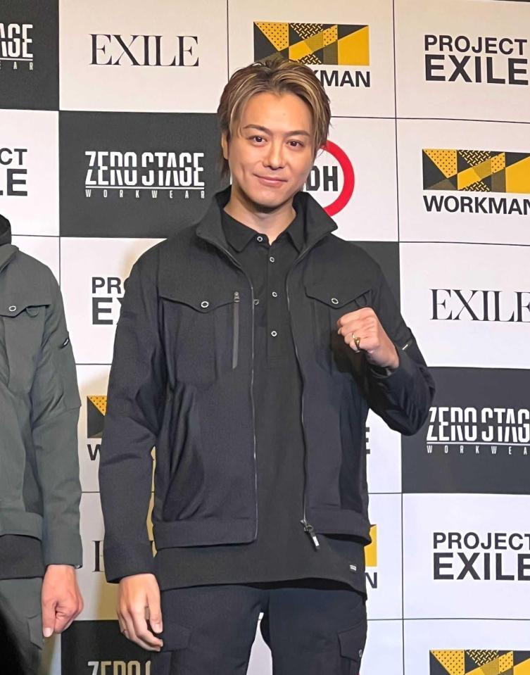 　作業服姿で登場したＴＡＫＡＨＩＲＯ