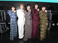 　フリーライブを行ったＭ！ＬＫ。（左から）塩﨑太智、山中柔太朗、佐野勇斗、曽野舜太、吉田仁人（撮影・伊藤笙子）