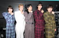 　フリーライブを行ったＭ！ＬＫ。（左から）塩﨑太智、山中柔太朗、佐野勇斗、曽野舜太、吉田仁人（撮影・伊藤笙子）