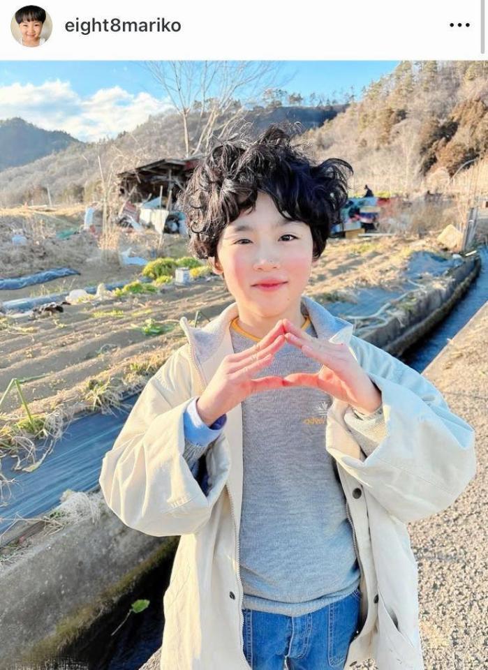 　「ホットスポット」のオフショット。川原瑛都の公式＠ｅｉｇｈｔ８ｍａｒｉｋｏより