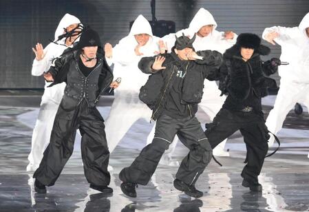 　「ｔｏ　ＨＥＲＯｅｓ　～ＴＯＢＥ　２ｎｄ　Ｓｕｐｅｒ　Ｌｉｖｅ～」でパフォーマンスするＮｕｍｂｅｒ＿ｉ（撮影・伊藤笙子）