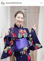 　岸本梓さん。２３年８月のインスタグラム＠ａｚｕｓａ．ｋｉｓｈｉｍｏｔｏ．ａｒｓより