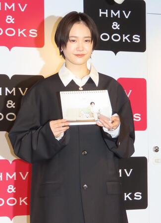 　イベントに出席した尾碕真花