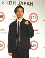 　記者発表会に出席した橘ケンチ