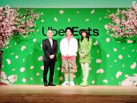 　Ｕｂｅｒ　Ｅａｔｓの新発表会ＣＭに登場した（左から）Ｕｂｅｒ　Ｅａｔｓ　Ｊａｐａｎの中川晋太郎代表、中尾明慶、仲里依紗