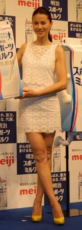 　江角マキコ（１３年３月）