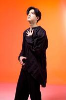 　舞台「みんな鳥になって」に出演する中島裕翔（撮影：山崎伸康）