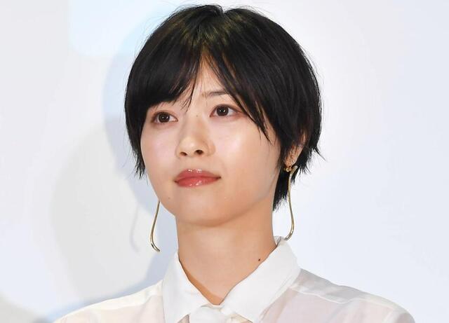 西野七瀬、夫に間違われた女性芸人告白「『新婚旅行？』って言われて