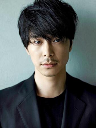 　案内人を務める長谷川博己