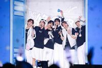 　ＴＷＳの（左から）ＹＯＵＮＧＪＡＥ、ＪＩＨＯＯＮ、ＨＡＮＪＩＮ、ＤＯＨＯＯＮ、ＫＹＵＮＧＭＩＮ、ＳＨＩＮＹＵ　（Ｐ）＆（Ｃ）ＰＬＥＤＩＳ　Ｅｎｔｅｒｔａｉｎｍｅｎｔ