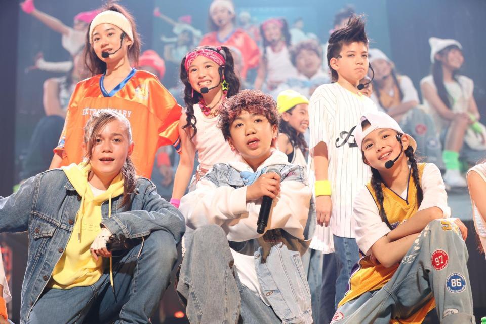 Ｂ．Ｂ．ＷＡＶＥＳ