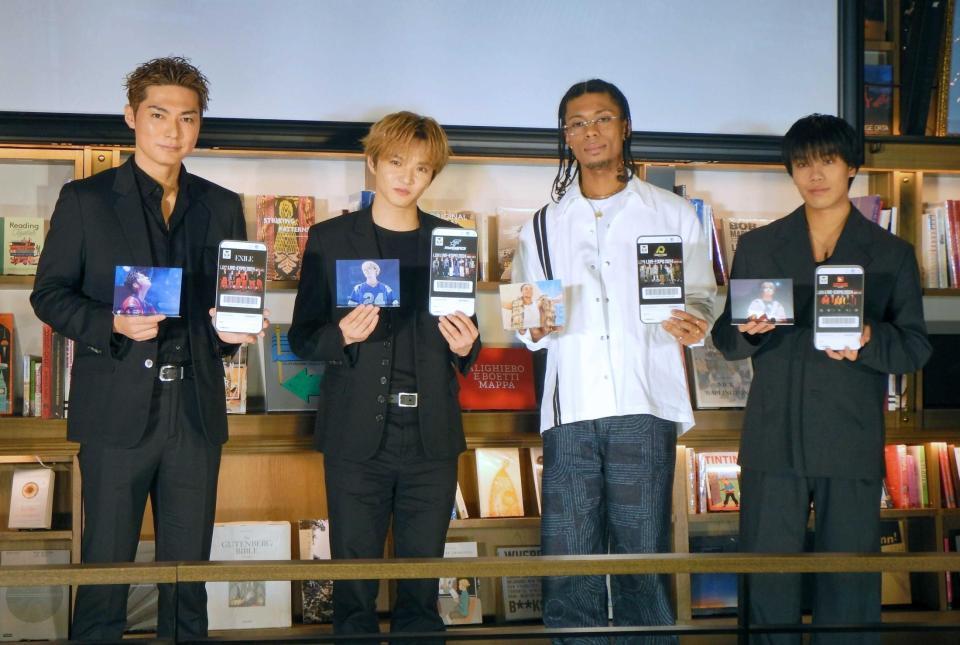 　（左から）ＳＨＯＫＩＣＨＩ、佐藤大樹、ＪＩＭＭＹ、岩城星那