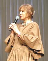 　笑顔でトークする山口智子