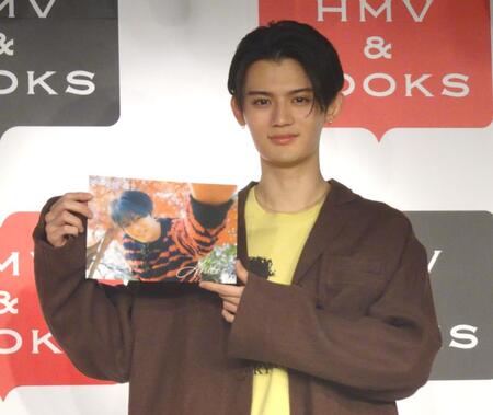 　カレンダー発売イベントに出席した藤原大祐