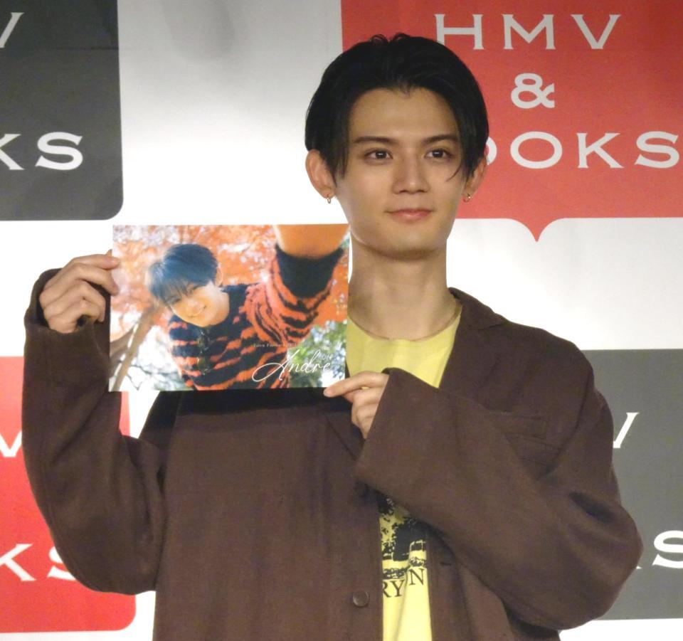 　カレンダー発売イベントに登場した藤原大祐