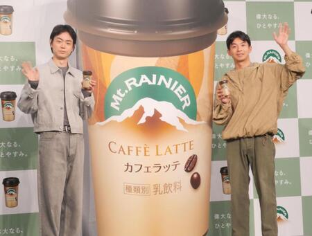 　イベントに出席した菅田将暉（左）と仲野太賀