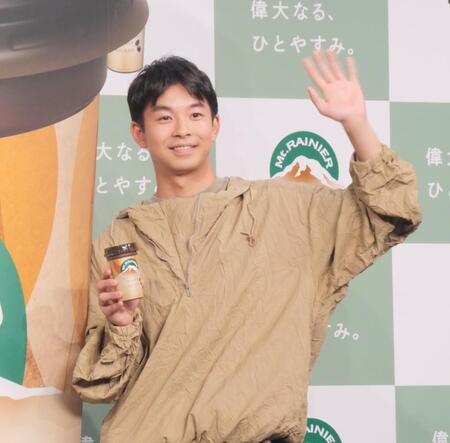 　イベントに出席した仲野太賀