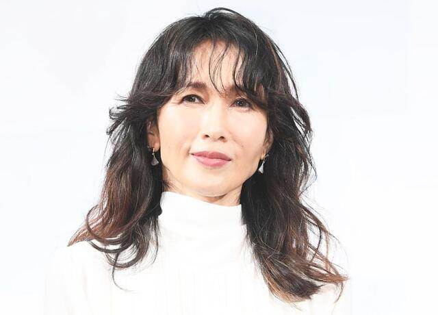 工藤静香 自宅室内がまるで植物園♥愛情たっぷり花々を紹介 明るい光 