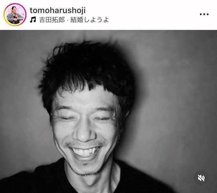 ニューヘアを披露した庄司智春のインスタグラム＠ｔｏｍｏｈａｒｕｓｈｏｊｉより