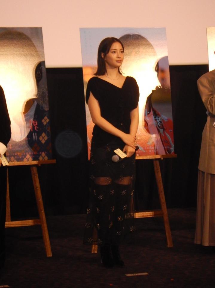 　舞台あいさつに登壇した広瀬すず＝都内