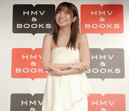 　カレンダー発売記念イベントを行った大原優乃