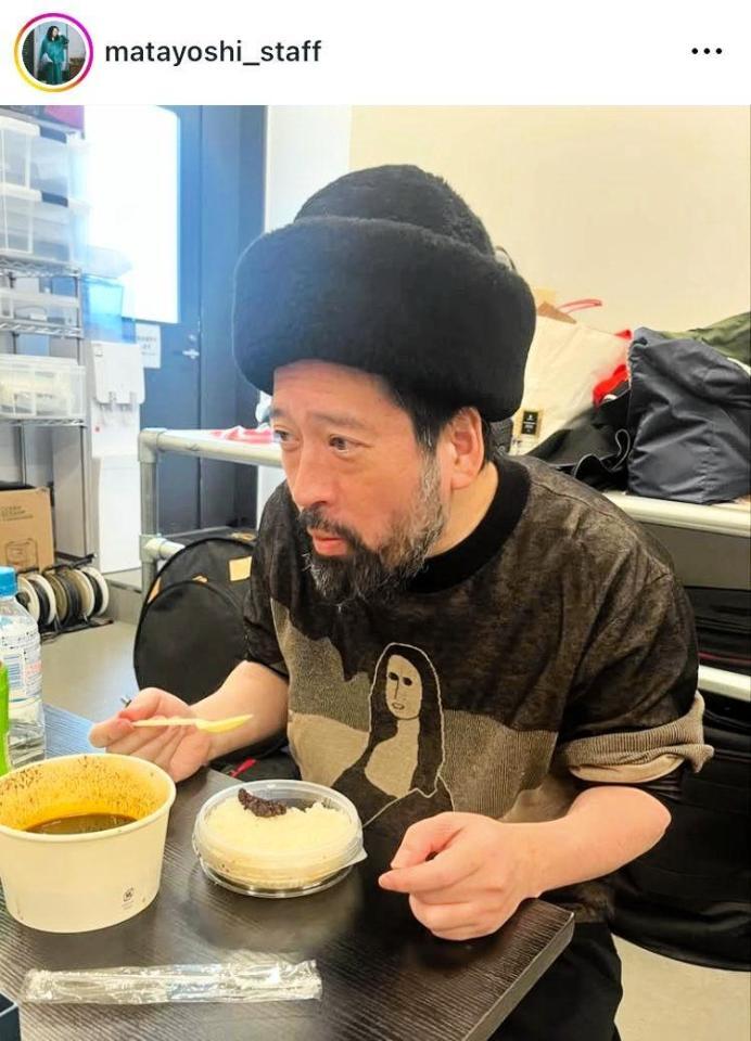 　まるでソクラテス？【公式】又吉直樹＆スタッフのインスタグラム＠ｍａｔａｙｏｓｈｉ＿ｓｔａｆｆより