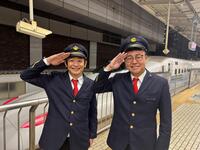 　車掌姿でイベントに出席した銀シャリ