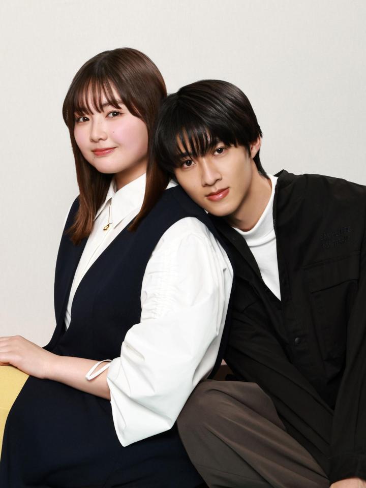 　ドラマ初主演を果たす曽野舜太（右）とヒロインを務める箭内夢菜