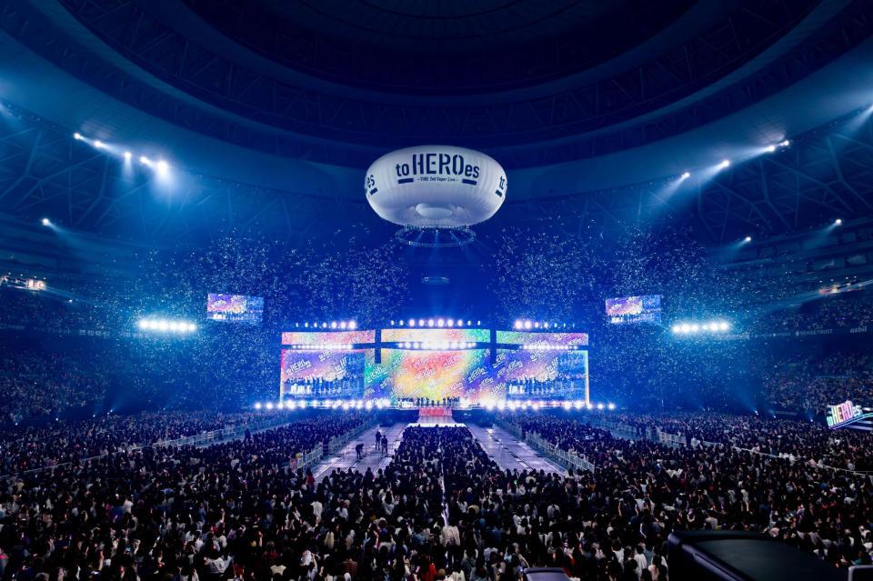 　会場を埋めつくすファン　ⒸＴＯＢＥ　Ｃｏ．，Ｌｔｄ．