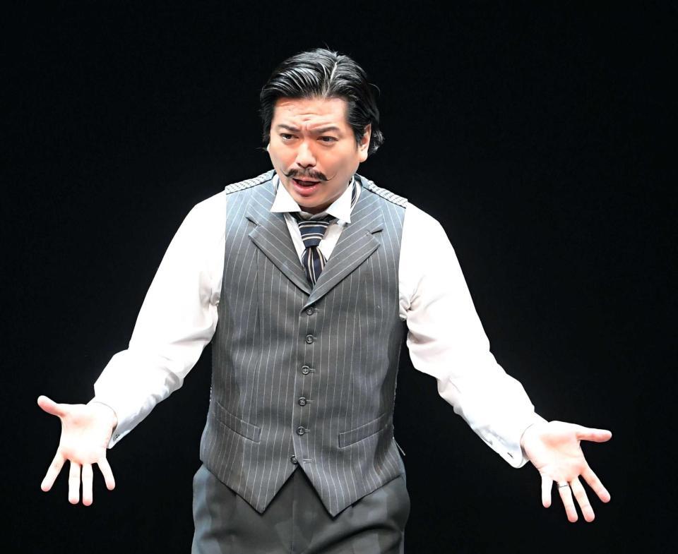 　劇作家のエドモンを演じる加藤シゲアキ