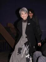 　舞台あいさつを終えた中原ひとみ（撮影・佐々木彰尚）